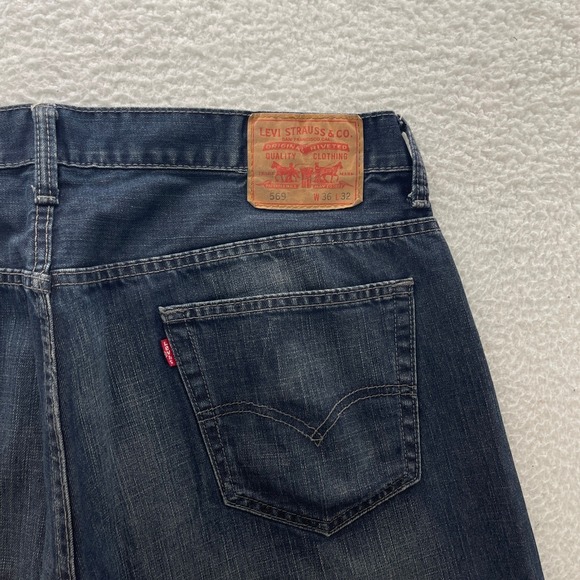 Levis 569 Jeans Mens 36x32 Blue Loose Straight Dark Wash Denim Baggy Y2K Skate - Picture 5 of 11